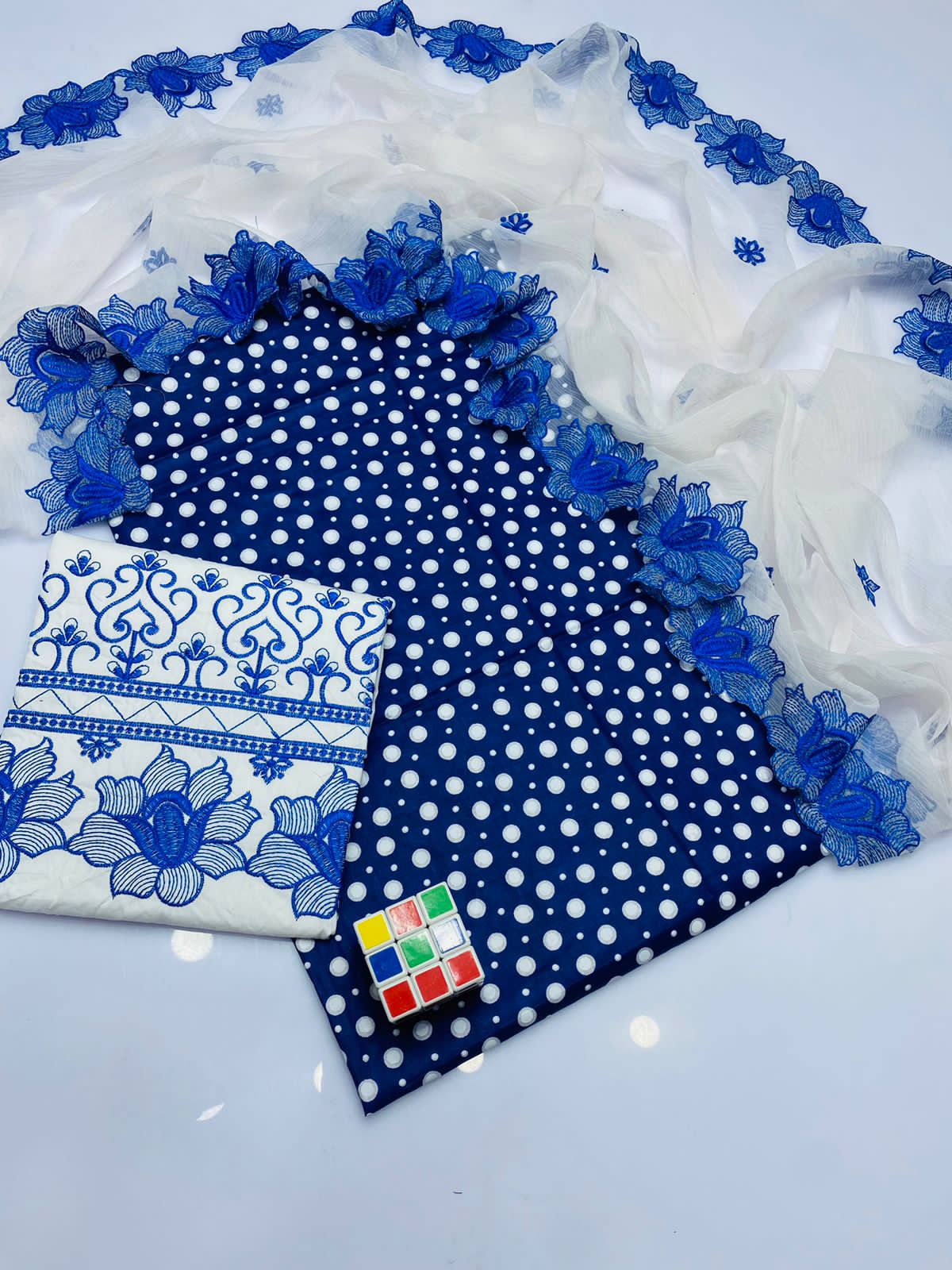3pc Lawn Embroidered Dress